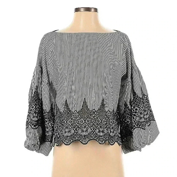 BCBGMAXAZRIA | Striped Cropped Bell Puff Sleeve Embroidered Blouse Size XS Boho - Picture 2 of 6